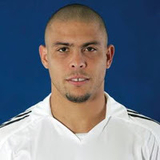 今のロナウドの髪型は嫌い