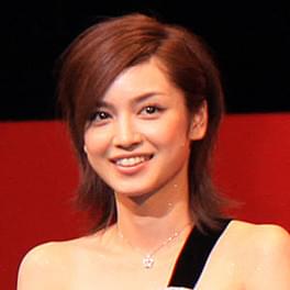 平愛梨 ファンキー加藤と一礼 元カレの加藤がすみませんでした アモーレ コールに笑顔 映画ニュース 映画 Com