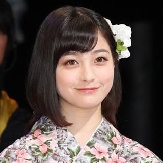 橋本環奈 広瀬すずと初共演で 最強コンビ 結成 ネメシス で理系の天才大学生役に 映画ニュース 映画 Com